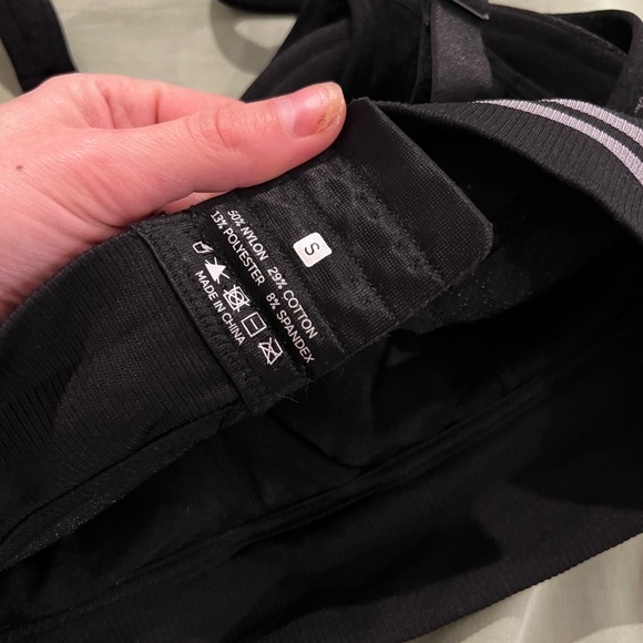 ȘOLD - 5 momcozy nursing bras - Picture 4 of 9